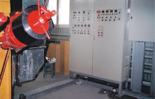 Фрагменты линии изоляции труб с преобразователями Веспер на одном из предприятий 