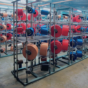 Шпулярник машины пневмотекстурирования